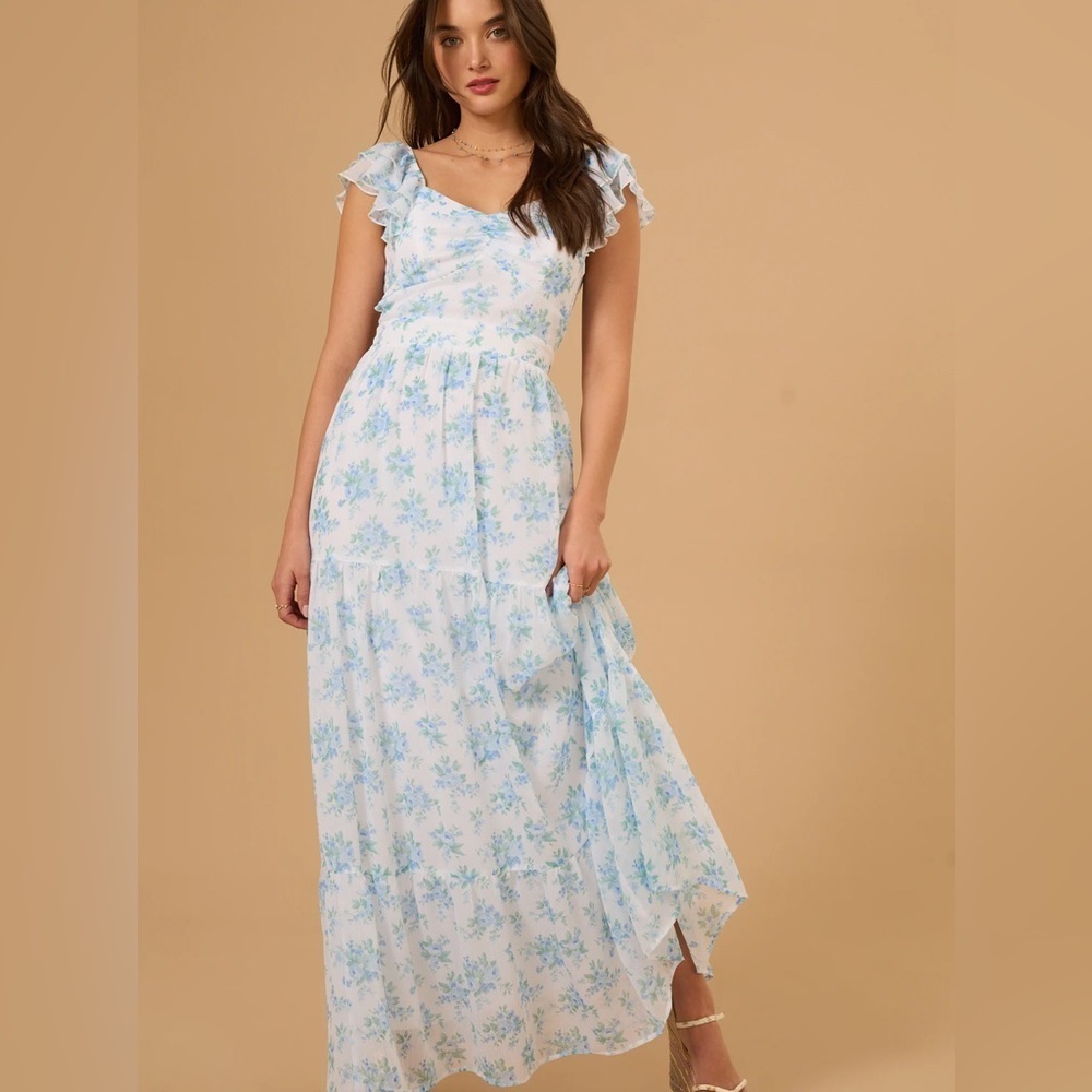 New with tags Altar’d State Lotte Floral Maxi Dress